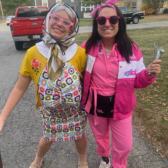 I just celebrated my 8th anniversary with Poshmark!! Am a Posh Ambassador II ! - Picture 10 of 16